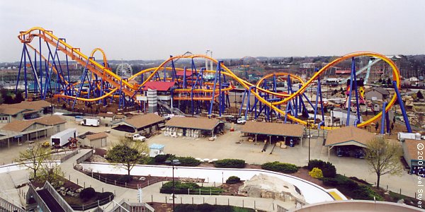 Full ride view from above in Wildwater Kingdom